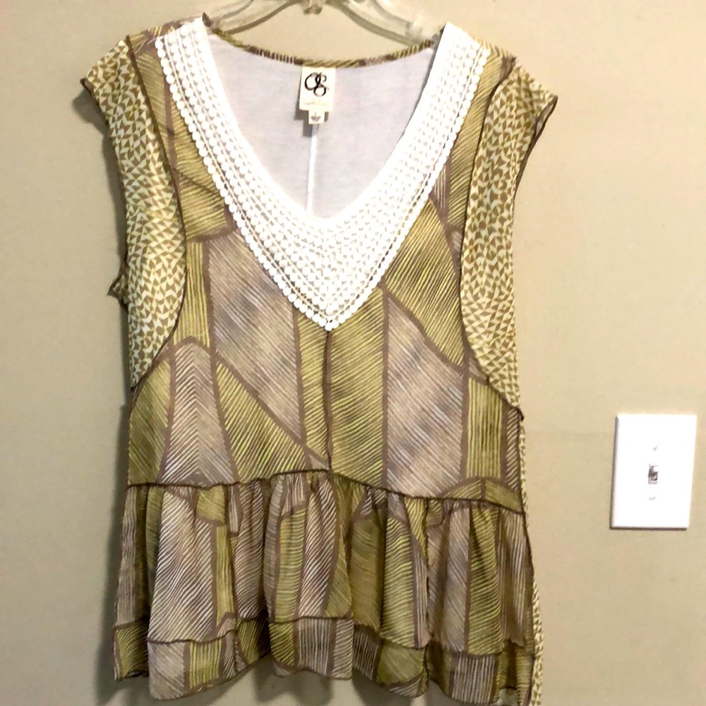 Anthropologie Olive Green and Cream Patterned Crochet V-Neck Blouse